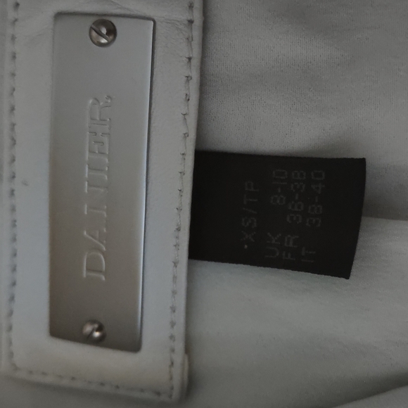 Danier leather jacket - Picture 2 of 2